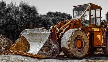 How to Choose the Right Bulldozer Bucket: Types and Benefits