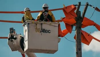 The Ultimate Showdown: Boom Trucks vs. Bucket Trucks