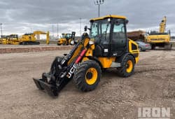 2022 JCB 407 Agri