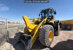 2024 Komatsu WA320-8