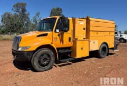2003 International 4200