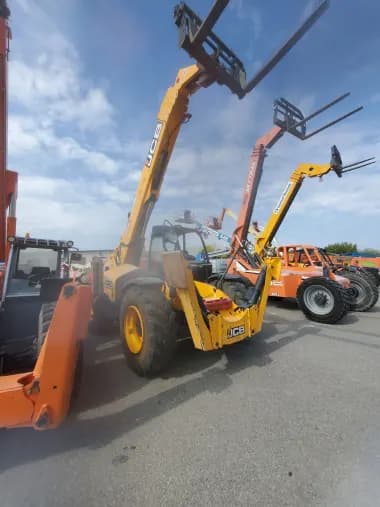 2015 JCB 550-170 for sale