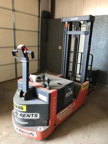 2017 Toyota 6BWC20-Warehouse for sale