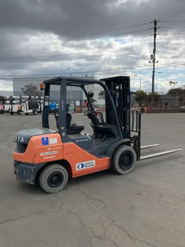 2016 Toyota 8FDU30-Warehouse for sale