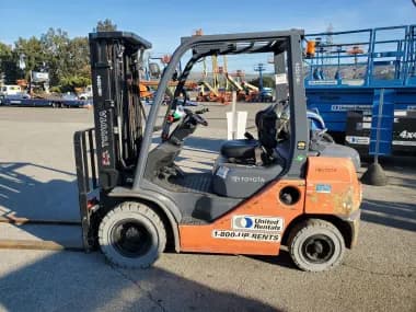 2017 Toyota 8FGU25-Warehouse for sale