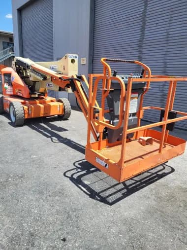 2014 JLG E450AJ-Articulating-Boom-Lift for sale