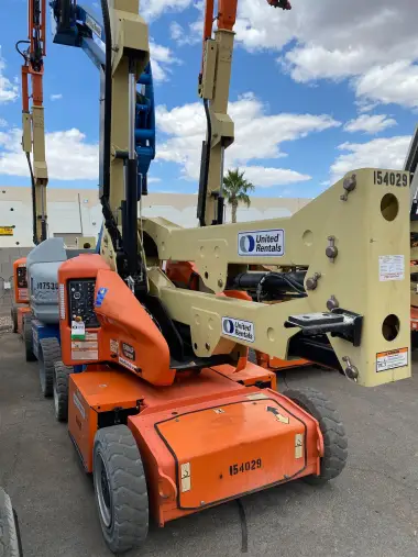 2015 JLG E400AJP-Articulating-Boom-Lift for sale