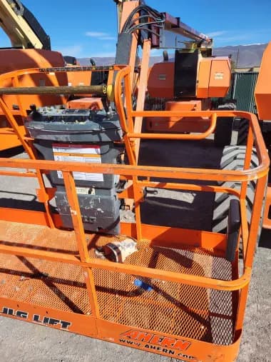 2015 JLG 800AJ-Articulating-Boom-Lift for sale