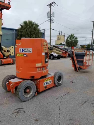 2013 JLG E300AJP-Articulating-Boom-Lift for sale