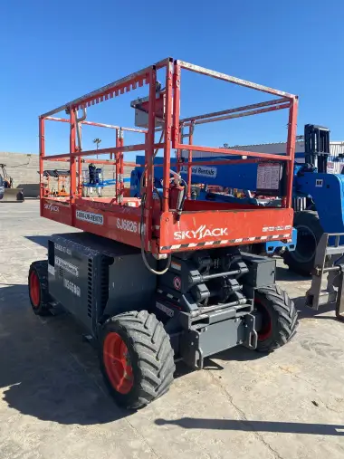 2017 Skyjack SJ6826RT-Rough-Terrain for sale