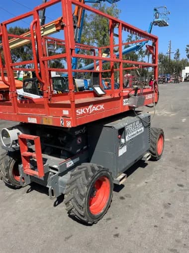 2017 Skyjack SJ6826RT-Rough-Terrain for sale