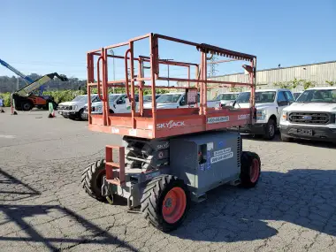 2016 Skyjack SJ6826RT-Rough-Terrain for sale