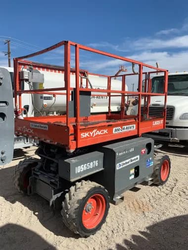 2017 Skyjack SJ6826RT-Rough-Terrain for sale