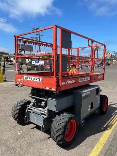 2016 Skyjack SJ6826RT-Rough-Terrain for sale