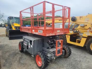 2017 Skyjack SJ6832RT-Rough-Terrain for sale