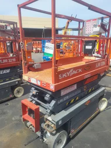 2013 Skyjack SJIII3219 for sale