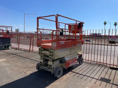 2017 JLG 3246ES for sale