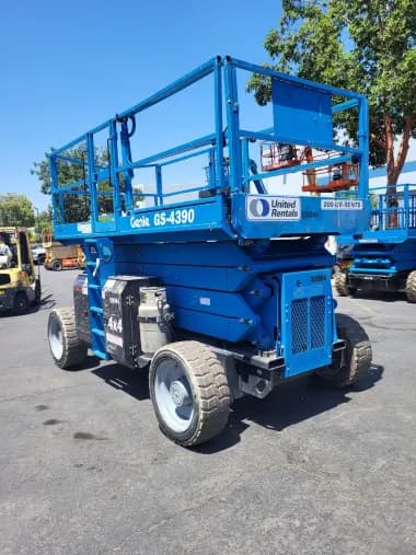 2017 Genie GS-4390-RT-Rough-Terrain for sale