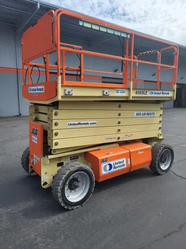 2017 JLG 4069LE for sale