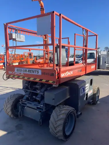 2017 Skyjack SJ6826RT-Rough-Terrain for sale