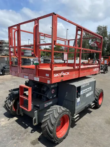 2017 Skyjack SJ6826RT-Rough-Terrain for sale