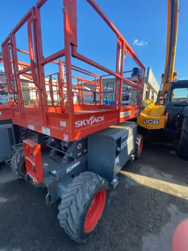 2017 Skyjack SJ6826RT-Rough-Terrain for sale