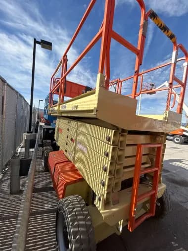 2017 JLG 4069LE for sale