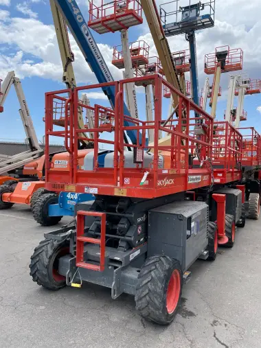 2017 Skyjack SJ6832RT-Rough-Terrain for sale