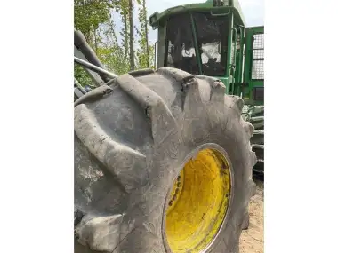 2017 John-Deere 748L for sale