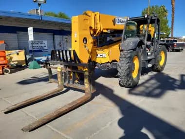 2016 JCB 507-42 for sale