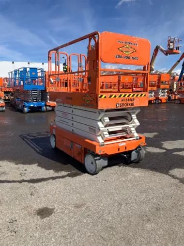 2017 Snorkel S4732E for sale