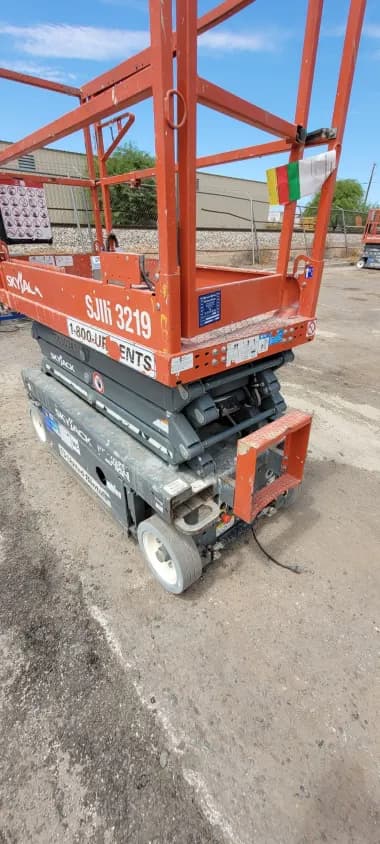 2017 Skyjack SJIII3219 for sale