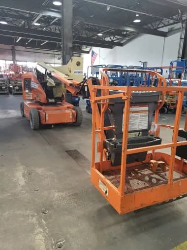 2014 JLG E400AJPN-Articulating for sale