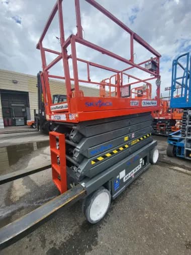 2017 Skyjack SJIII4740 for sale