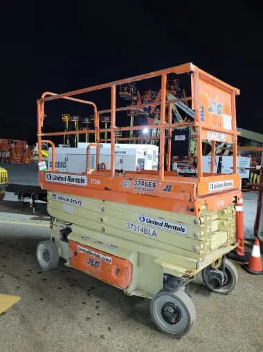 2016 JLG 3246ES for sale