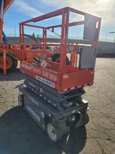 2017 Skyjack SJIII3219 for sale