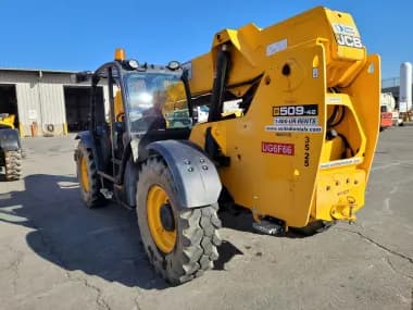 2017 JCB 509-42 for sale