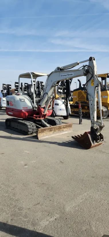 2018 Takeuchi TB240 for sale