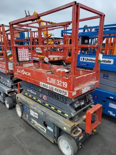2017 Skyjack SJIII3219 for sale