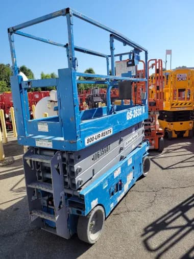 2017 Genie GS-2632 for sale