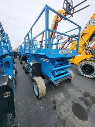 2017 Genie GS-4390-RT-Rough-Terrain for sale
