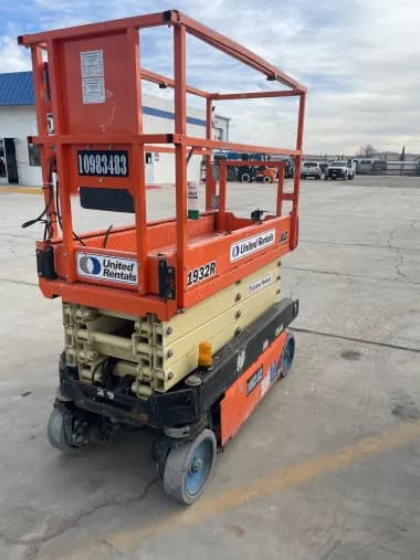 2019 JLG 1932R for sale
