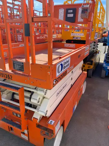 2017 Snorkel S4726E for sale