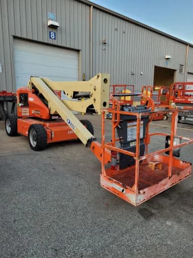 2014 JLG E450A-Articulating for sale